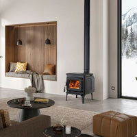 Poêle à bois Jøtul F 35 Rockwood avec sortie de conduit à 45 degrés et finition noire mate